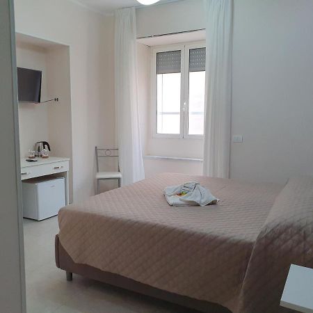 Nazionale Dream 2 Hotel เนเปิลส์ ภายนอก รูปภาพ