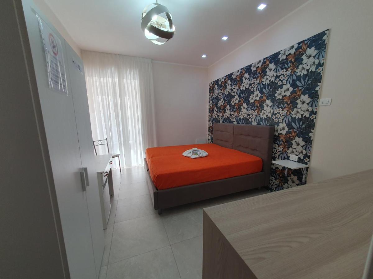 Nazionale Dream 2 Hotel เนเปิลส์ ภายนอก รูปภาพ