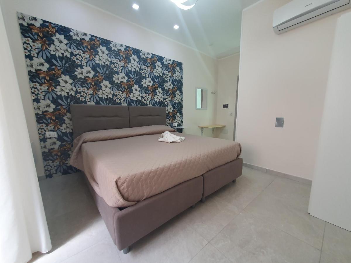 Nazionale Dream 2 Hotel เนเปิลส์ ภายนอก รูปภาพ