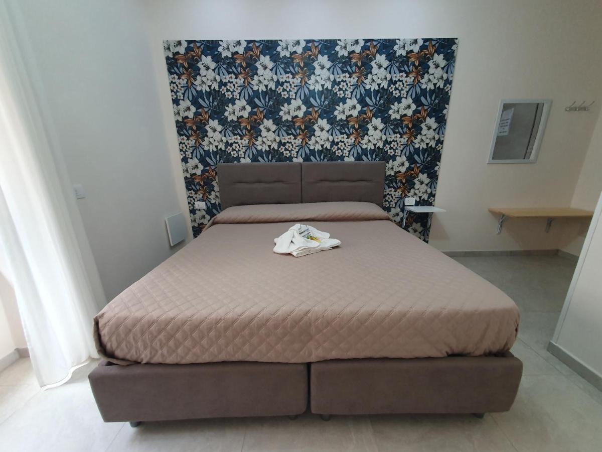Nazionale Dream 2 Hotel เนเปิลส์ ภายนอก รูปภาพ